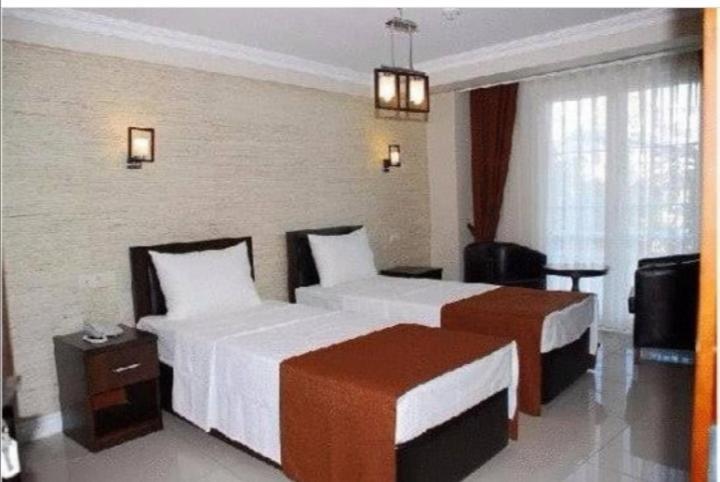 Hotel Gar Izmir Bagian luar foto