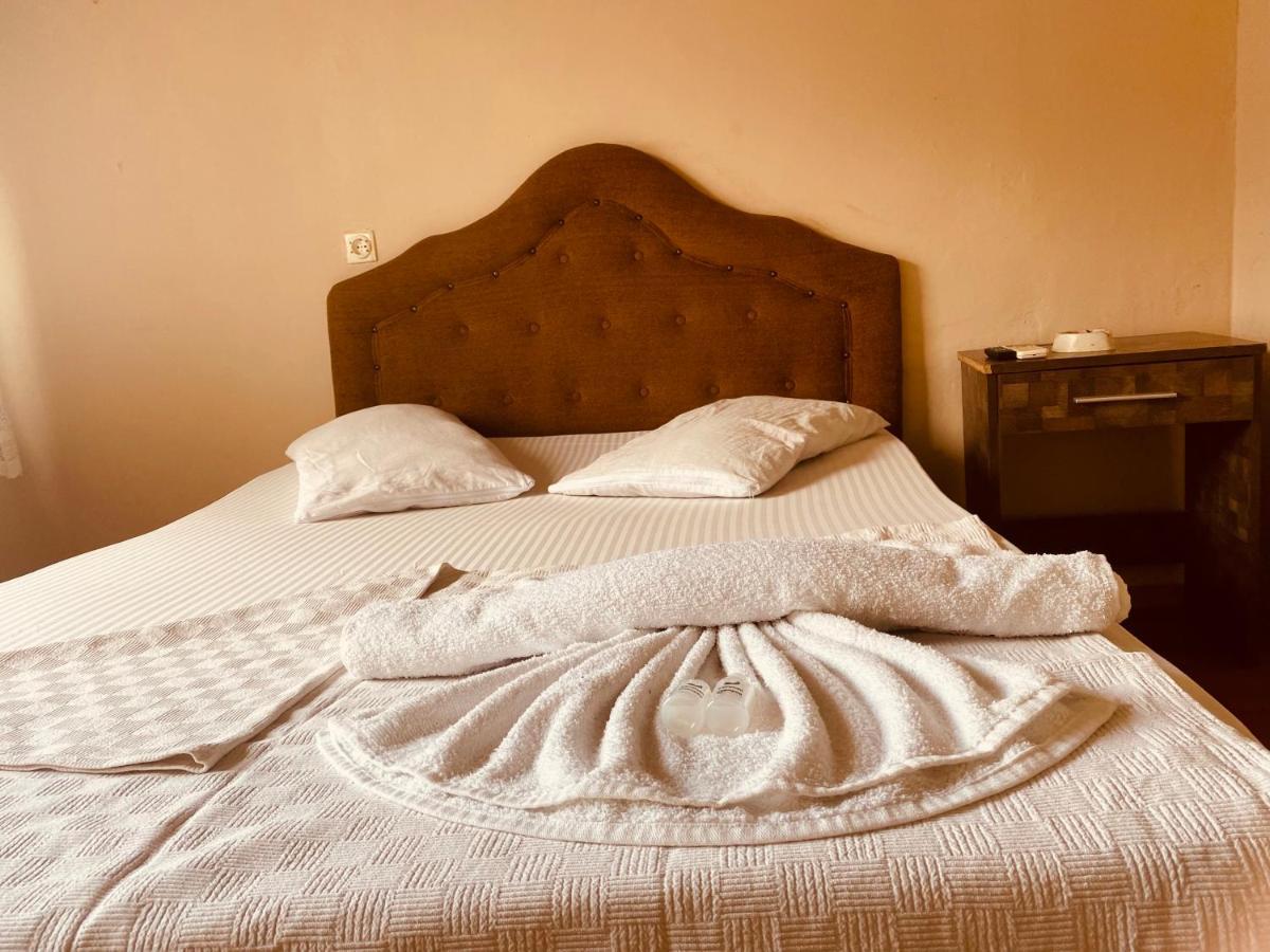 Hotel Gar Izmir Bagian luar foto
